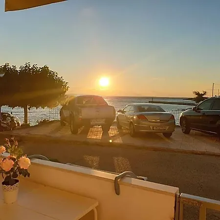 Appart hôtel Sunset_apartments Only 15 Meters From The Sea Neos Marmaras